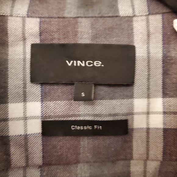 Vince Button-up Shirt in Buckeye, Size Small - Picture 2 of 4